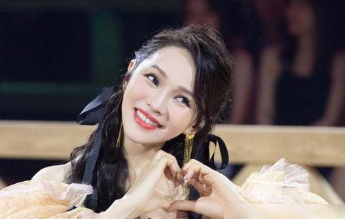 张小斐娱乐圈爆料视频播放,揭秘明星幕后真相